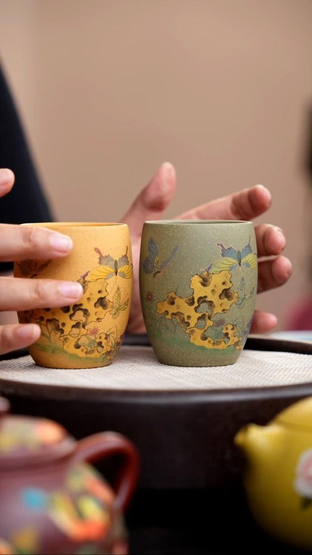 茶壶紫砂豆青砂+黄金段龙蛋杯蝶恋花