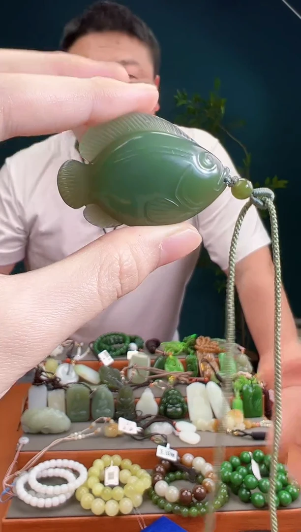 颈饰未镶嵌和田玉多样性发货 拍一单发一个