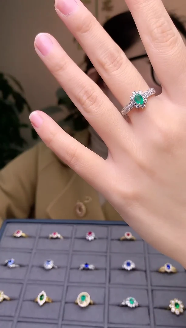 银S925镶嵌戒指祖母绿戒指