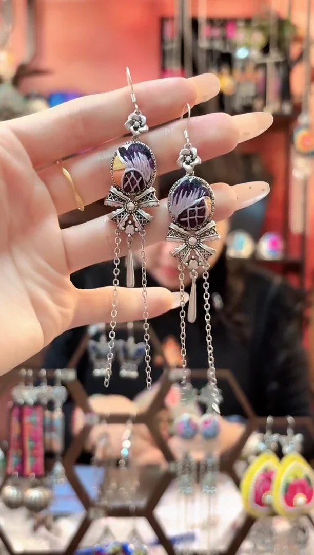 织绣云织谣民族风精美饰品   359*