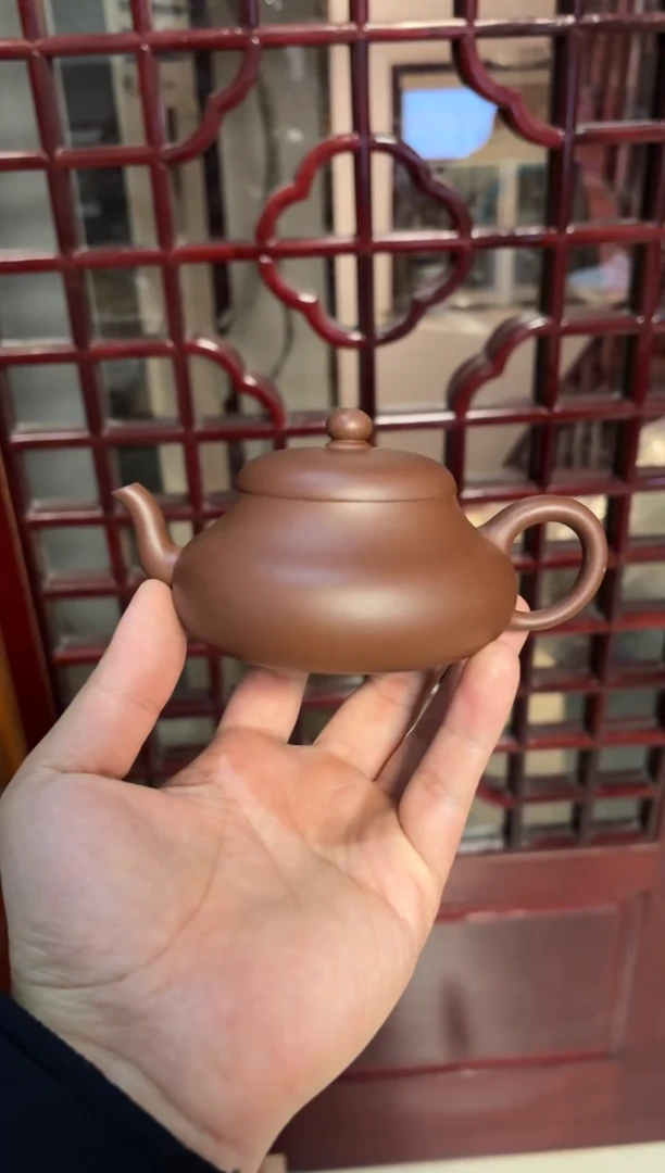【闪购商品】紫砂茶壶紫泥君德168
