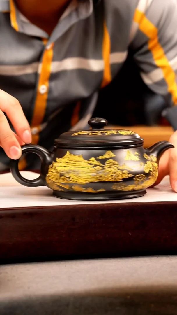 茶壶紫砂石黄 明炉 和气生财 描金