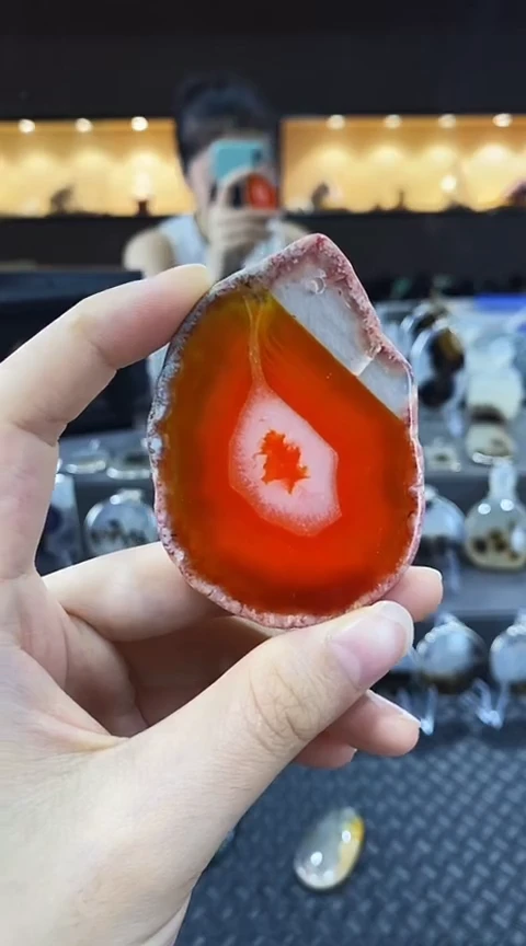 未镶嵌颈饰玛瑙/玉髓张*敏玛瑙