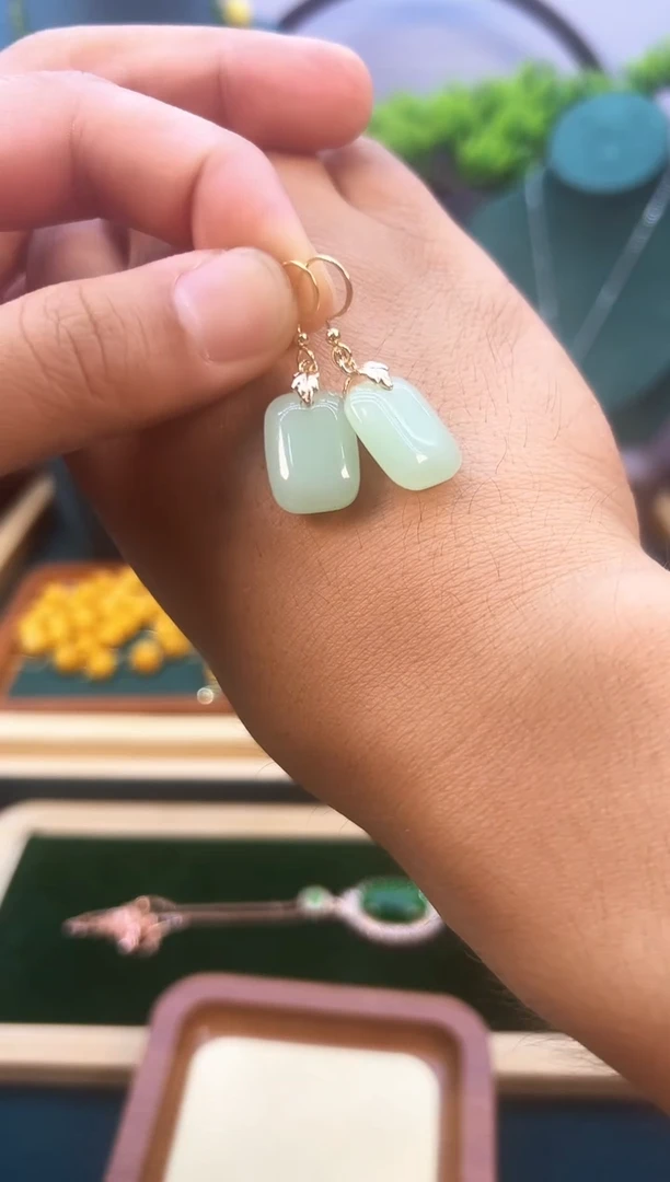 和田玉14K金镶嵌耳饰E227