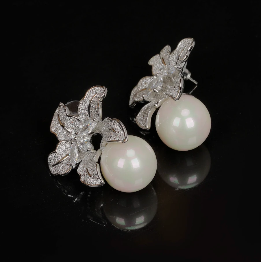 钛钢仿珍珠耳饰 【k】水晶花瓣珍珠耳环KX5325011376