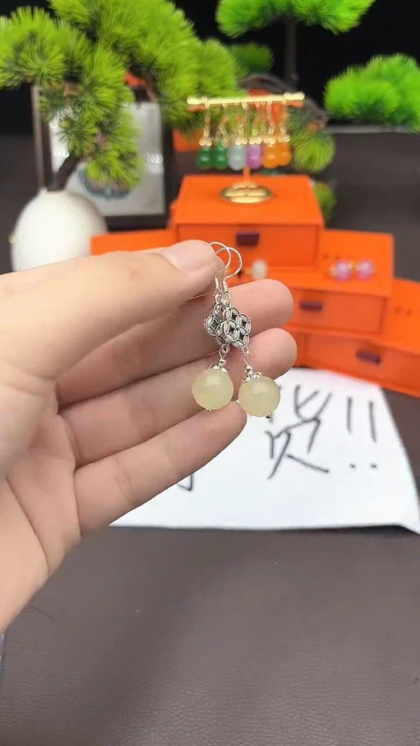 【闪购商品】玛瑙/玉髓耳钉银S925镶嵌323000