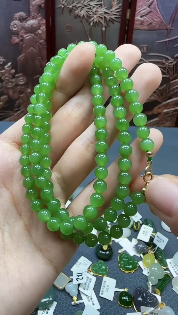 和田玉18K金镶嵌挂件1