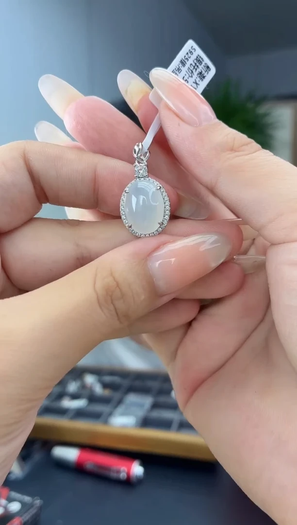 吊坠(不含链)银S925镶嵌翡翠11111111111