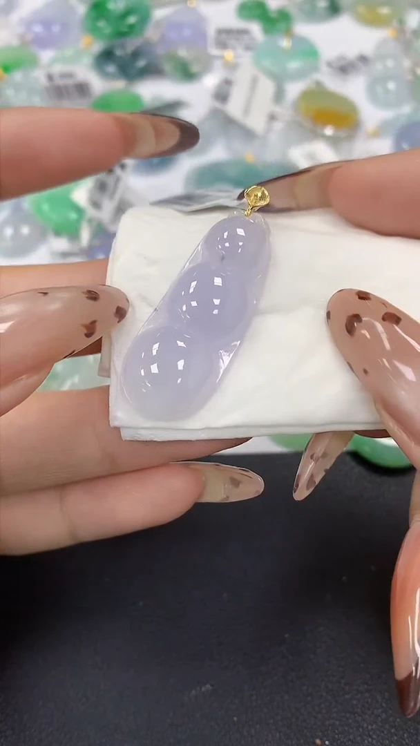 颈饰18K金镶嵌翡翠a货假一赔三支持复检百元上9元证书费自理