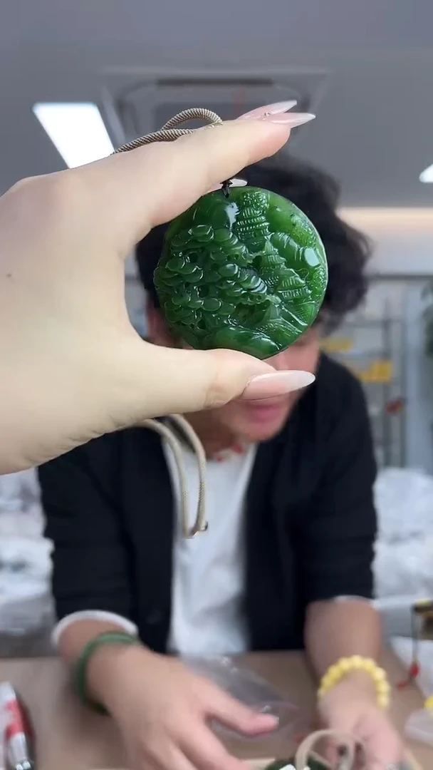 【闪购商品】和田玉山水牌未镶嵌吊坠