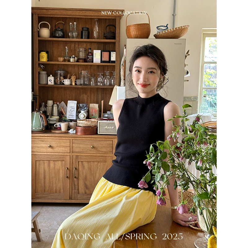 许大晴【至简】极简休闲立领黑色无袖针织背心D4800