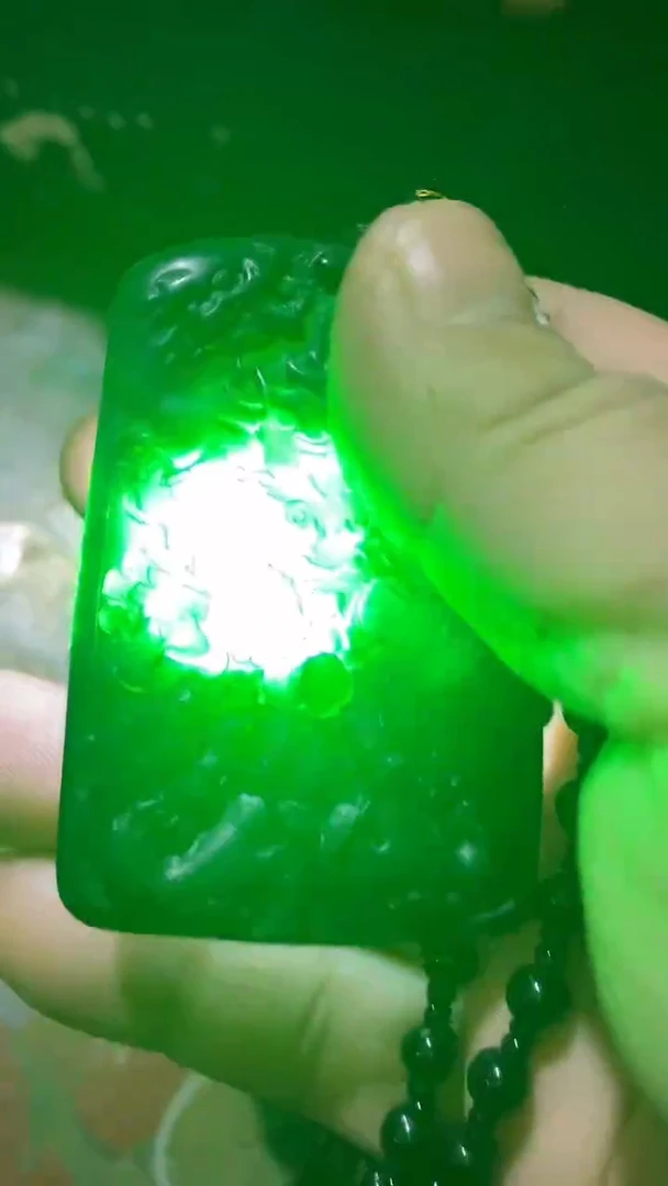 玉米福满专属链接   黑牌子