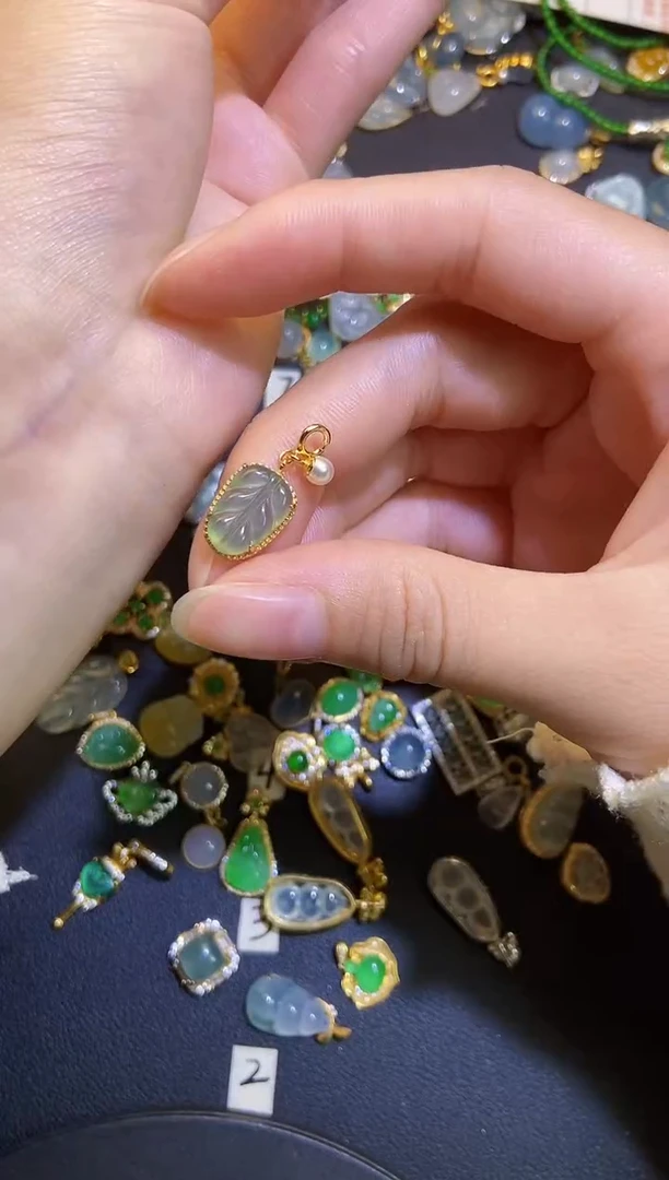 翡翠银S925镶嵌吊坠(不含链)1