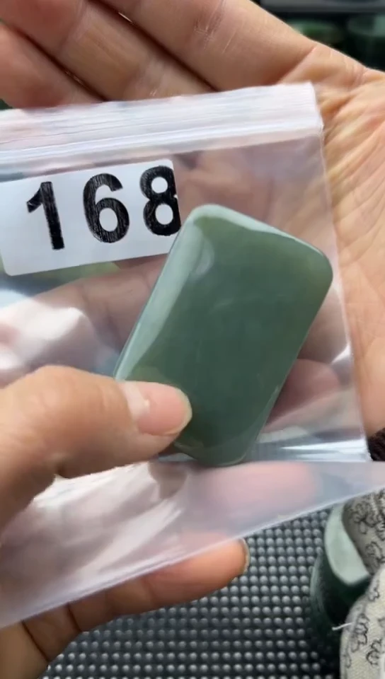 未镶嵌和田玉珠宝半成品牌子