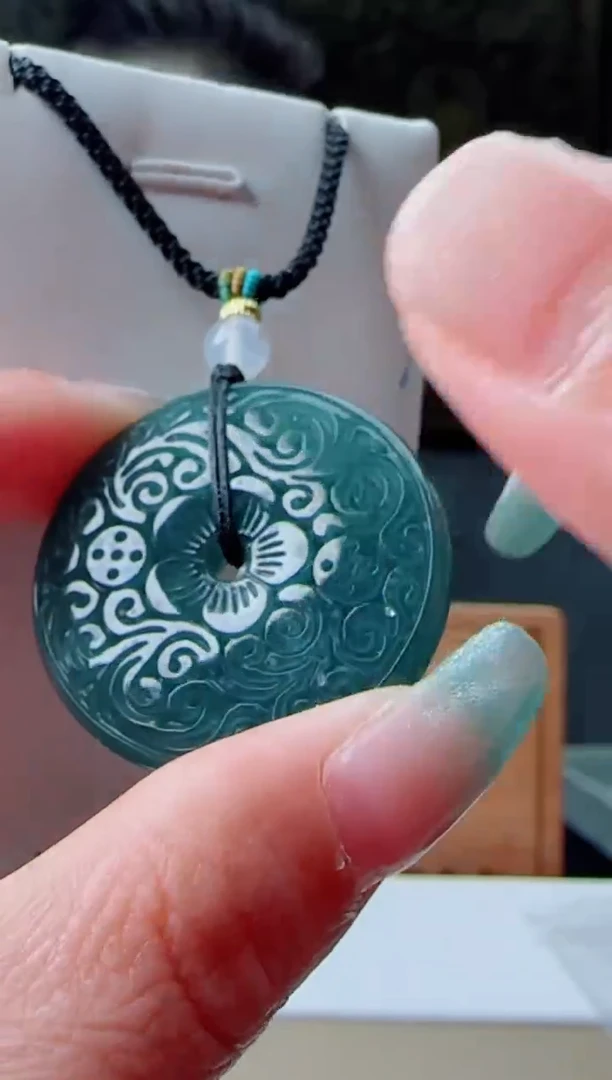 【闪购商品】翡翠颈饰未镶嵌多样性随机发其一