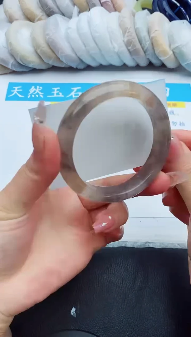 【闪购商品】石英质玉手镯未镶嵌10+54/55
