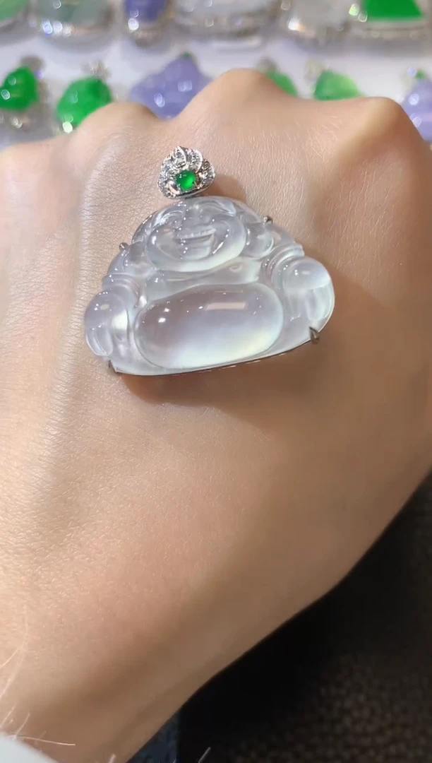 【闪购商品】翡翠吊坠(不含链)18K金镶嵌C50