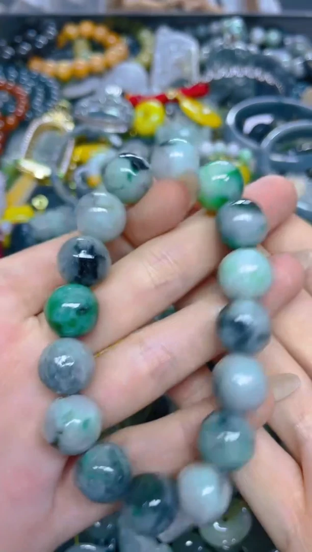 颈饰未镶嵌翡翠12MM/ C /翡翠A货，一件也是批发价