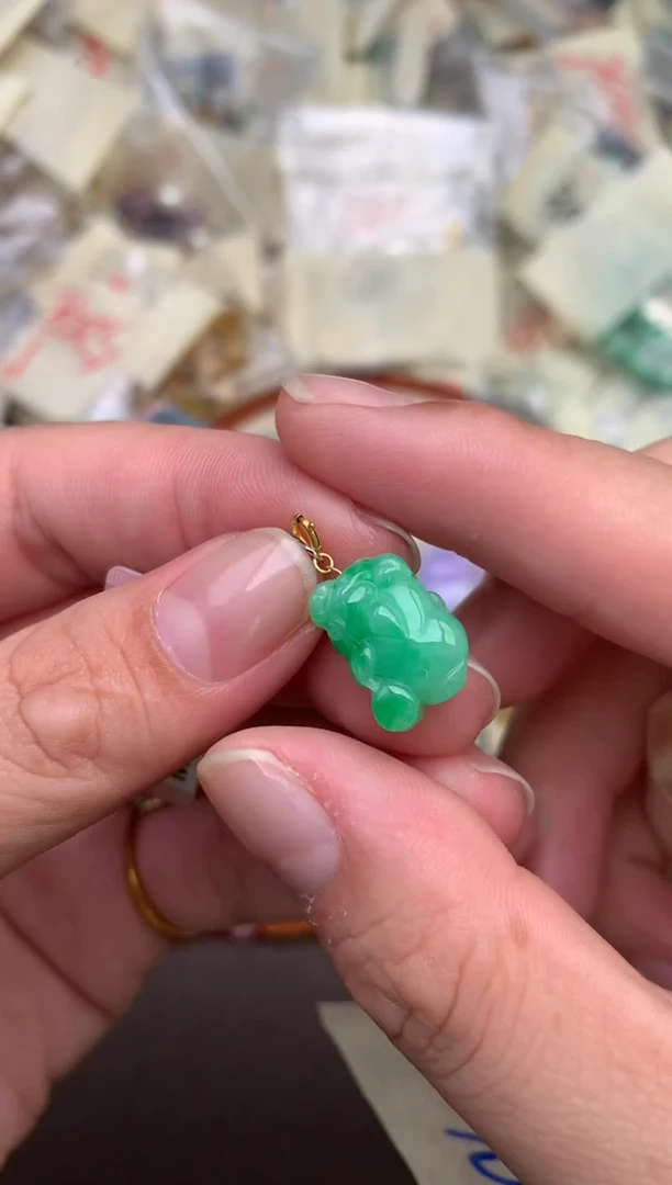 翡翠挂件18K金镶嵌—1