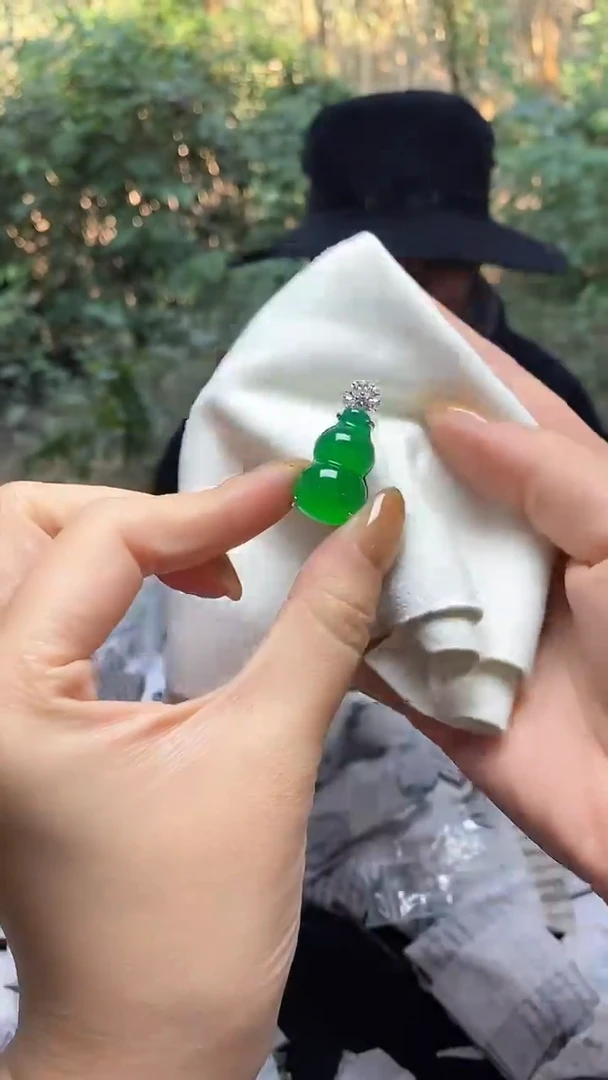 满色吊坠 所见即所得！！