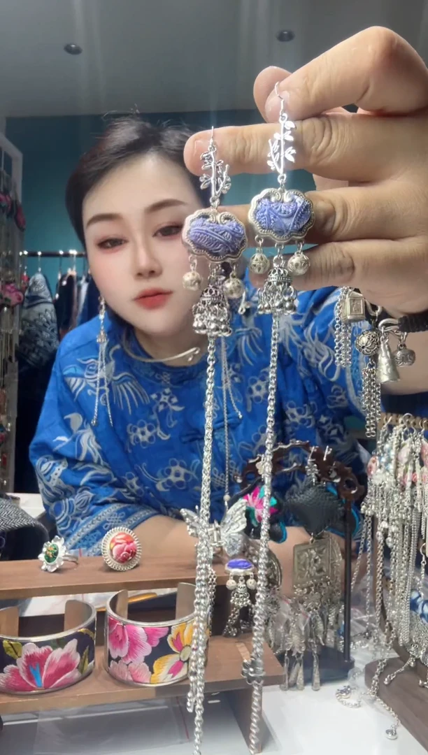 【闪购商品】刺绣纯手工苗绣非遗耳环