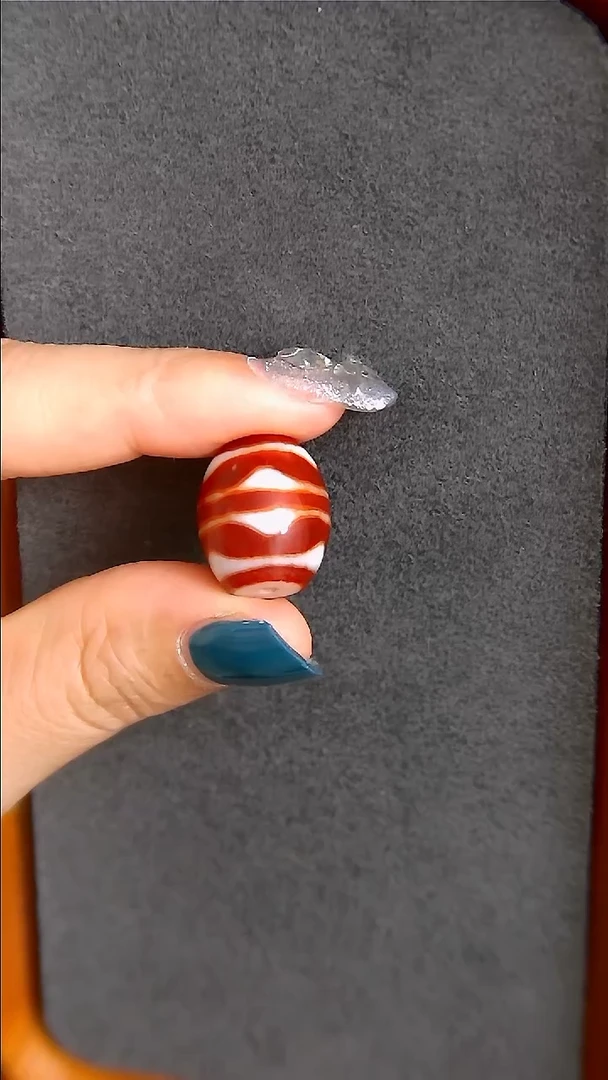 未镶嵌玛瑙/玉髓珠宝半成品放漏老红肉双牙达洛天珠15*18