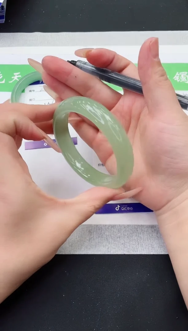 【闪购商品】石英质玉手镯未镶嵌DQ268-60+