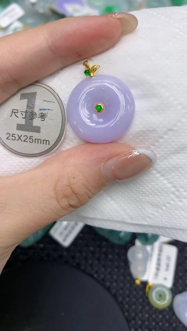 颈饰18K金镶嵌翡翠1111111