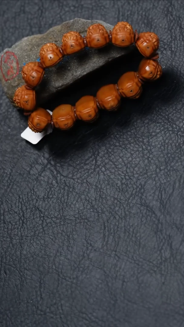 【闪购商品】橄榄核吊坠橄榄核