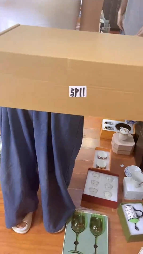 杯鸿辉家品牌瓷器，京东包邮！驴11包