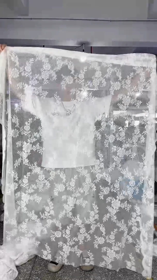 1.4宽*1.4高穿杆米黄玫瑰