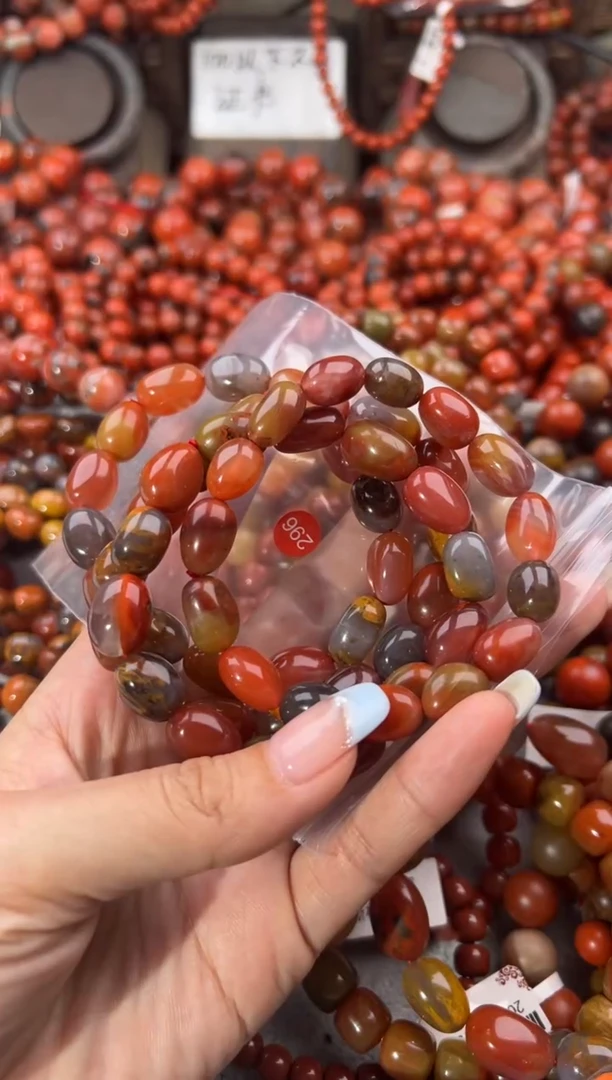 未镶嵌手串南红玛瑙四****歪10+