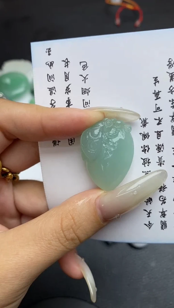 未镶嵌定制翡翠翡翠毛货~