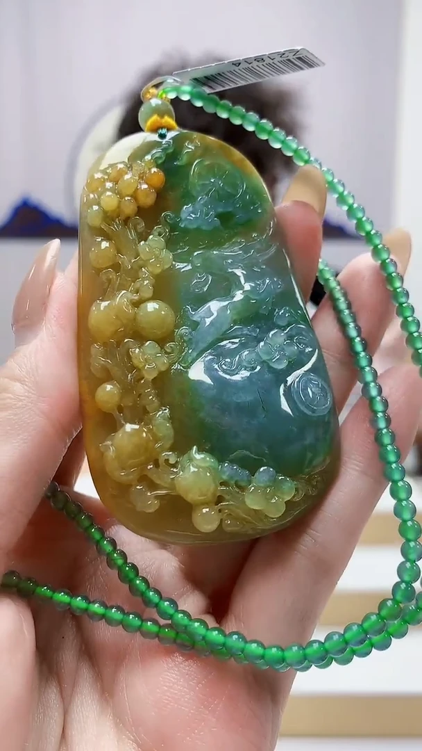 未镶嵌定制翡翠4688MM-毛货挂件419赠珠链