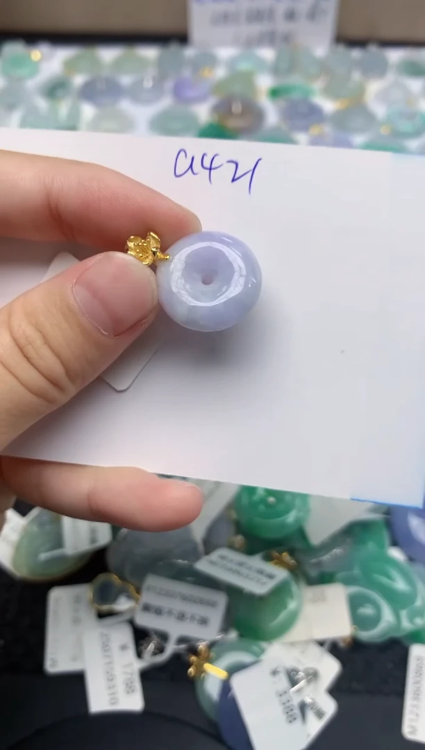 翡翠未镶嵌颈饰天然缅甸A货翡翠