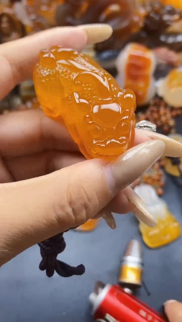 玛瑙/玉髓挂件未镶嵌?*长ll