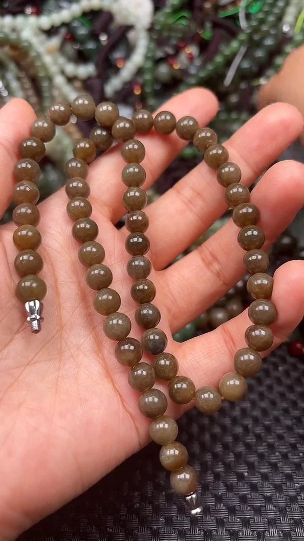 和田玉未镶嵌颈饰1