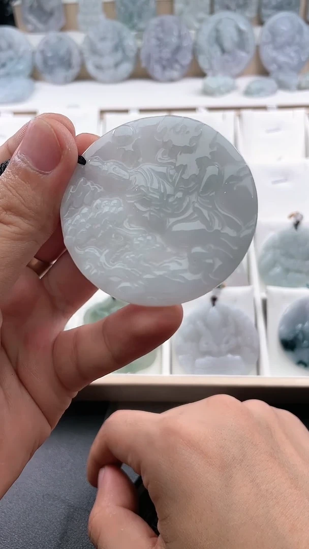 翡翠未镶嵌颈饰..../6/6/ 488