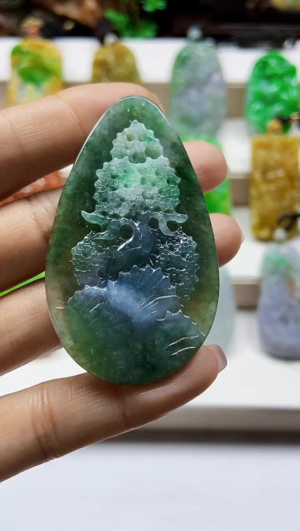 颈饰未镶嵌翡翠翡翠A货