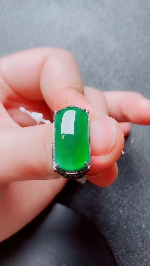 翡翠戒指银S925镶嵌翡翠