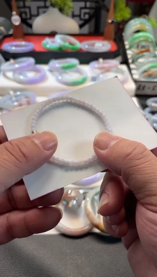 未镶嵌手链翡翠46号链接 有纹裂