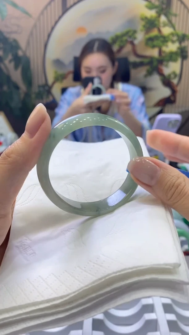 翡翠手镯未镶嵌00002042