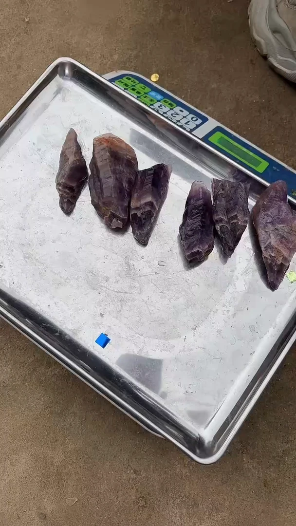 【闪购商品】水晶摆件未镶嵌紫水晶多样性发一个 465