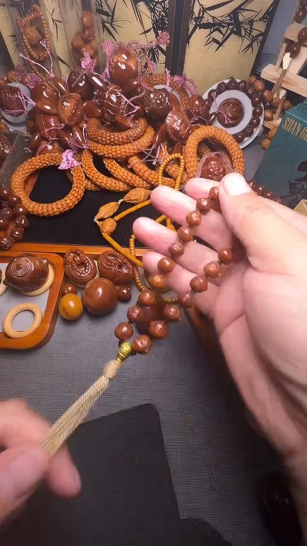 手串橄榄核浪**旅猴头一串