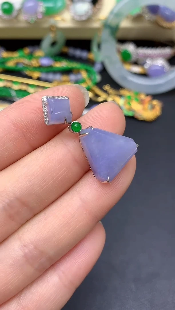 颈饰18K金镶嵌翡翠306-雪姐翡翠天天见