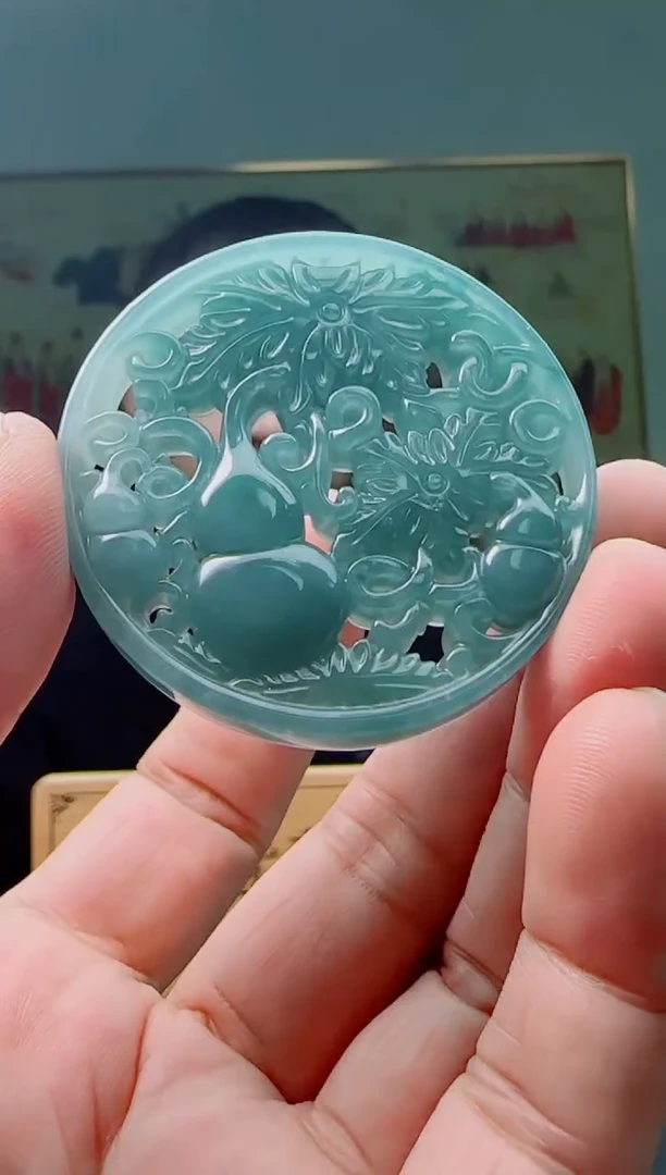 【闪购商品】翡翠颈饰未镶嵌镂空葫芦