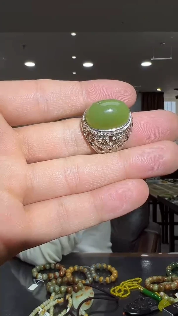 未镶嵌戒指和田玉男款 -多样性发货其中发一