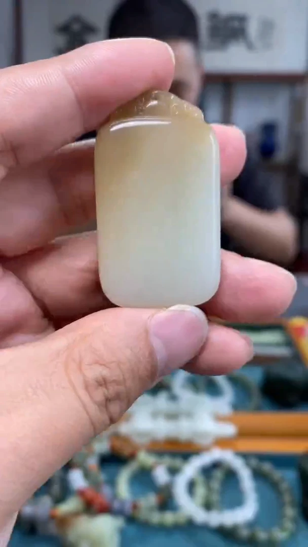 颈饰未镶嵌和田玉97