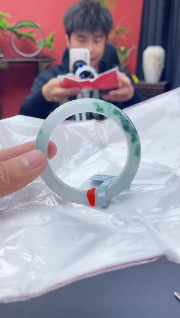 未镶嵌手镯翡翠10