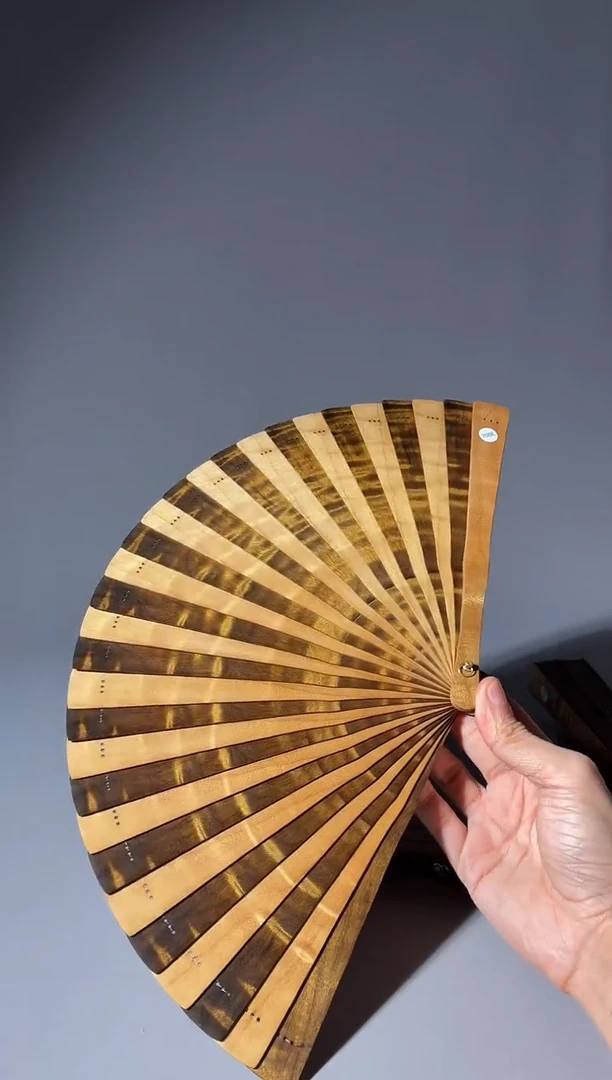其他楠木（金丝楠）用****3708号21cm小叶桢楠扇子